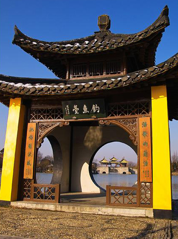 边看风景边养生 扬州瘦西湖边泡温泉10