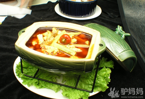 阳朔西街有什么好吃的 去阳朔旅游吃什么 食在阳朔难忘西街1