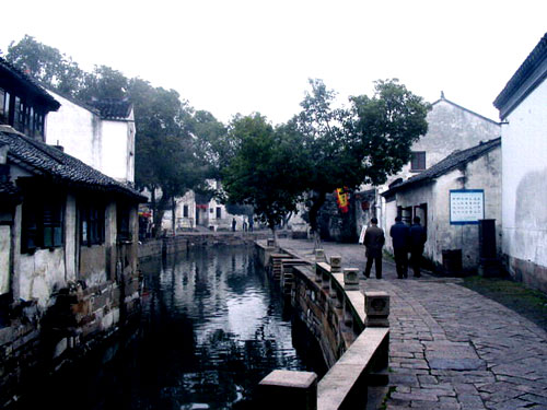 同里：寂寥雨巷 无尽遐想(图)1