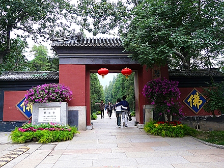 碧云深处，金刚宝座英雄冢（探访北京碧云寺）1