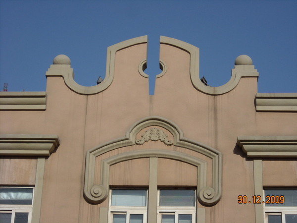 天津，饭8