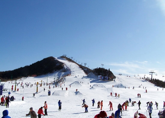 哈尔滨雪场推荐：亚布力滑雪场　让速度与激情碰撞4