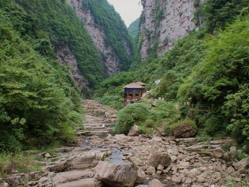 山奇水秀金刀峡1