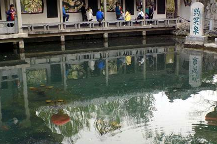 济南趵突泉水位暴跌