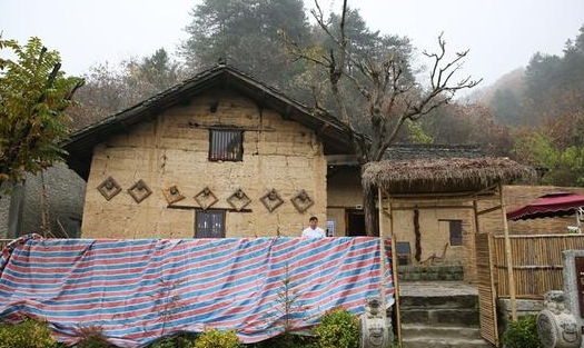 土坯房变美味餐厅