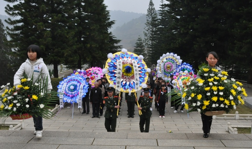 2017年清明节扫墓有什么讲究1