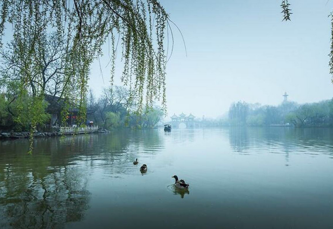 三天小长假去哪里旅游